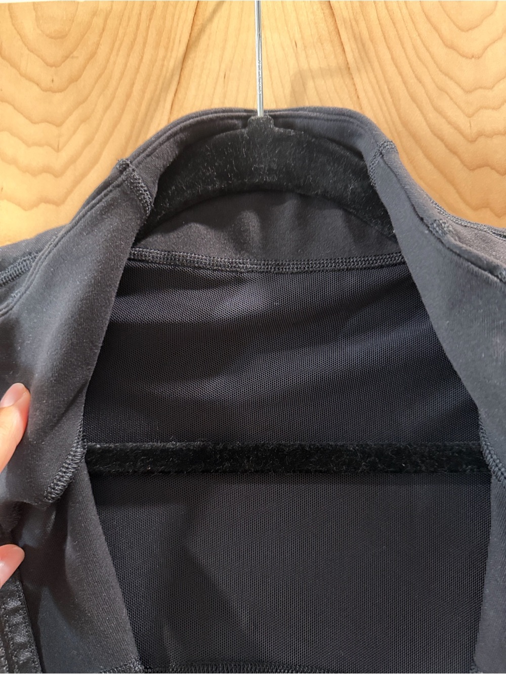 Lululemon - Picture 3 of 5